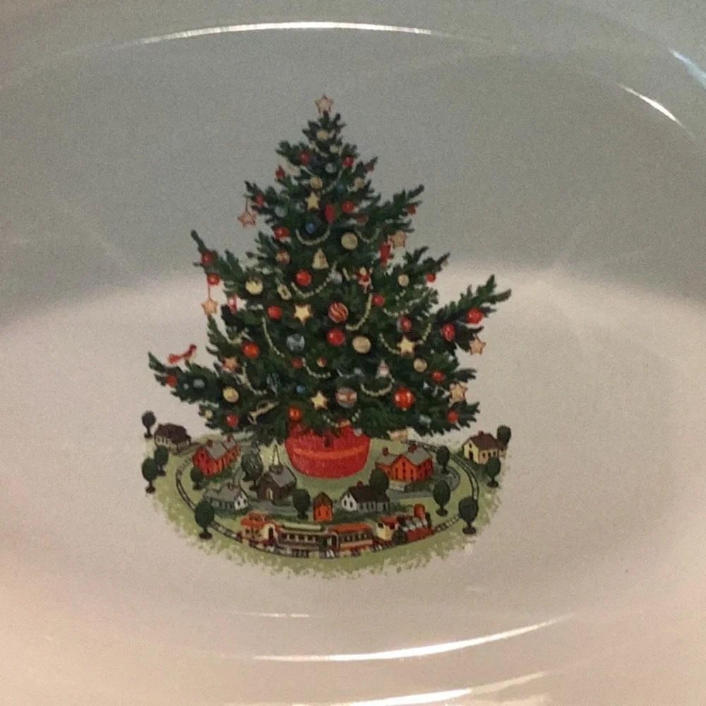 Pfaltzgraff Christmas Heritage Oval Serving Bowl